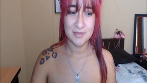 Perfect latina chick helps with threesome