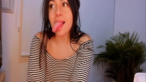 Super hot latina babe wishes threesome
