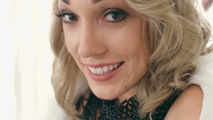 Brazzers: Avoiding Romance: Blindfolded by Dashing Xander